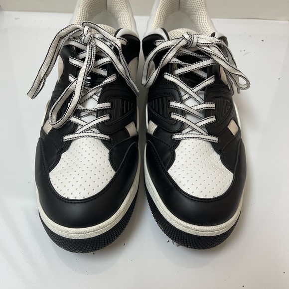 Gucci Size 11+ Demetra Basket Worn Twice!! Retail $950+ - Picture 3 of 11